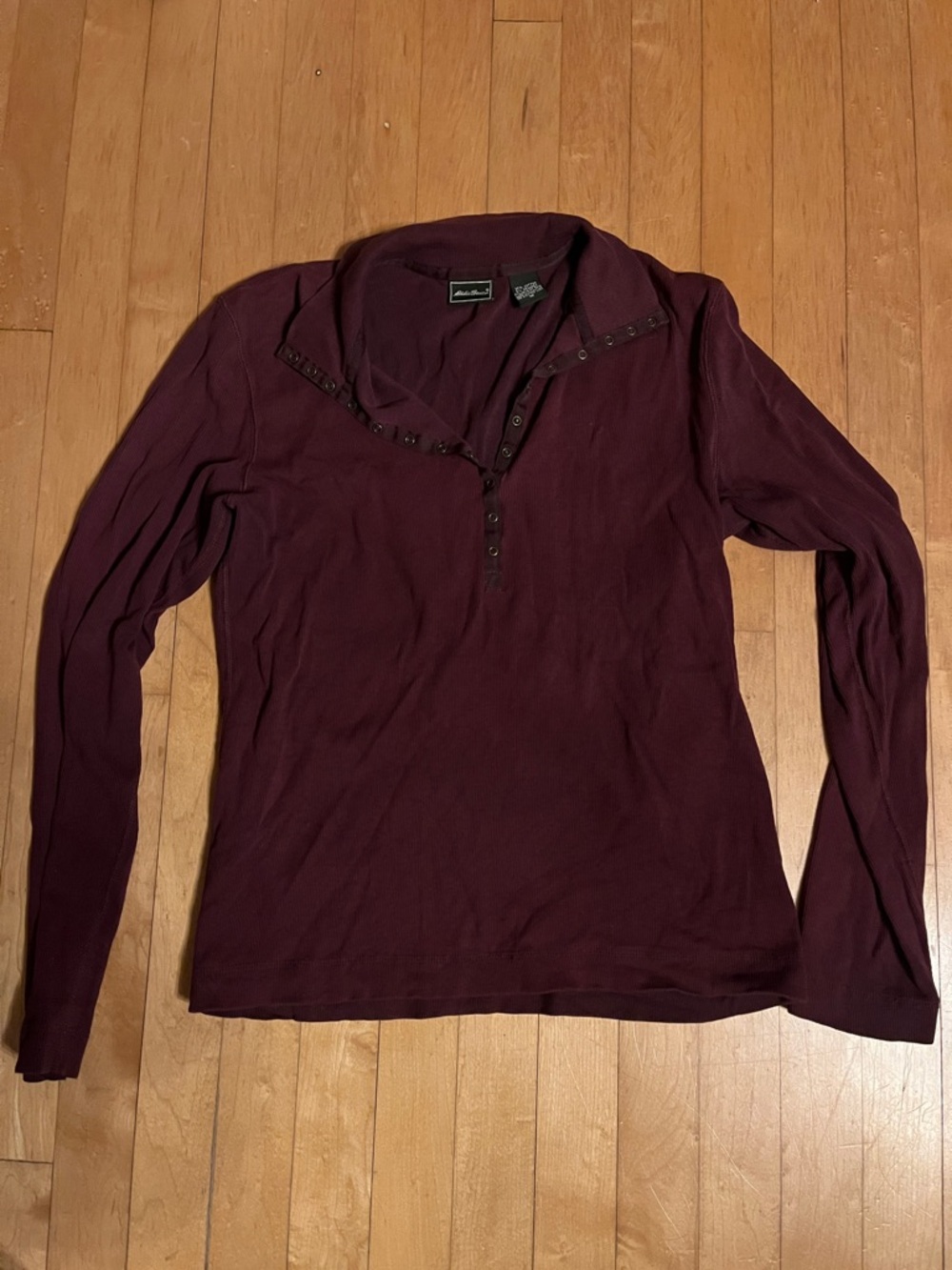 Eddie Bauer Long-Sleeve top in Deep Plum